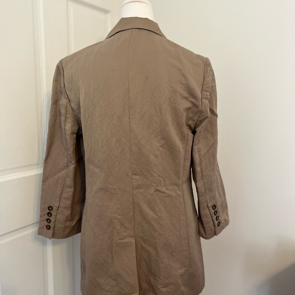 Elizabeth and James 3/4 sleeve blazer - Picture 3 of 6